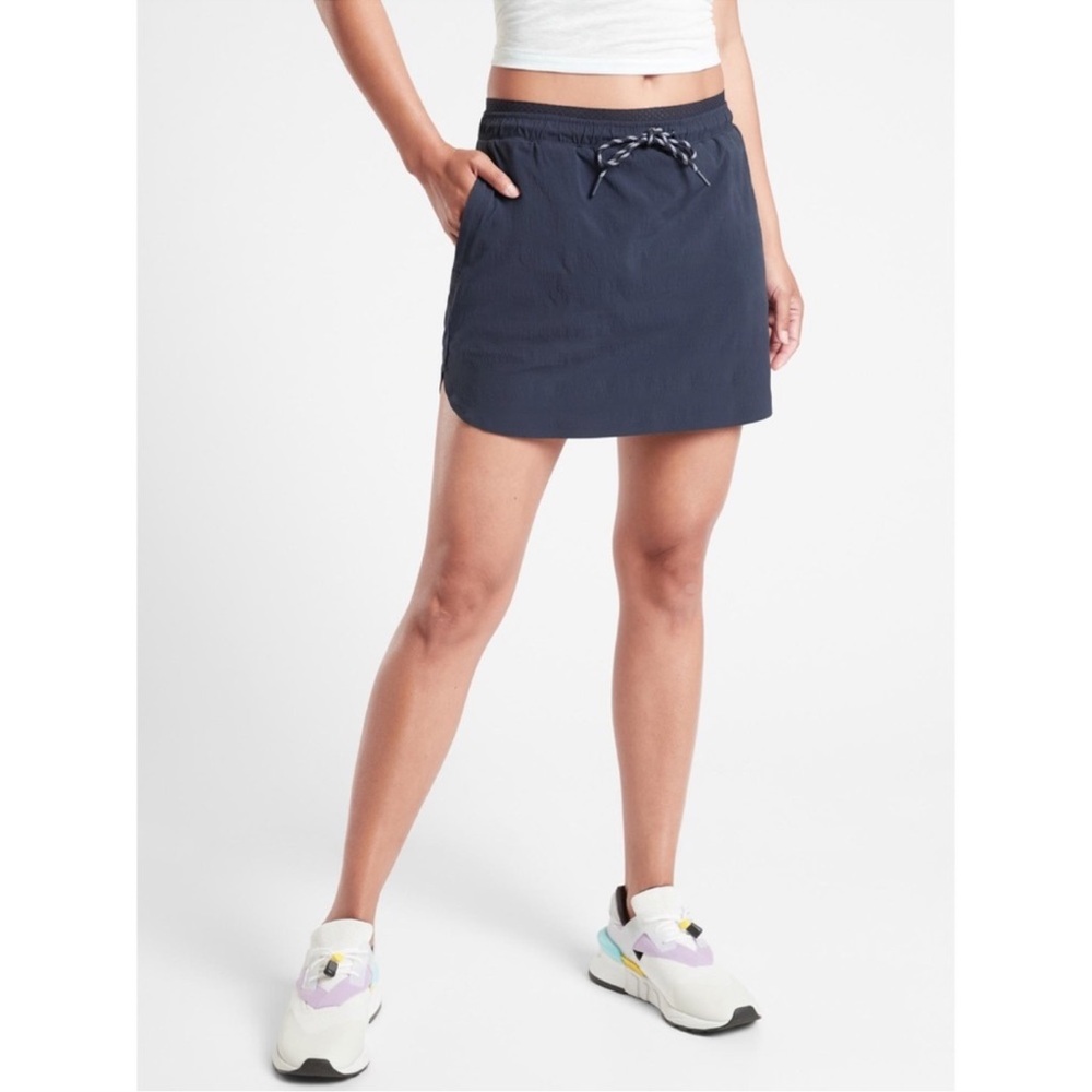 Women’s Athleta Crest Skort Navy Blue Size 12